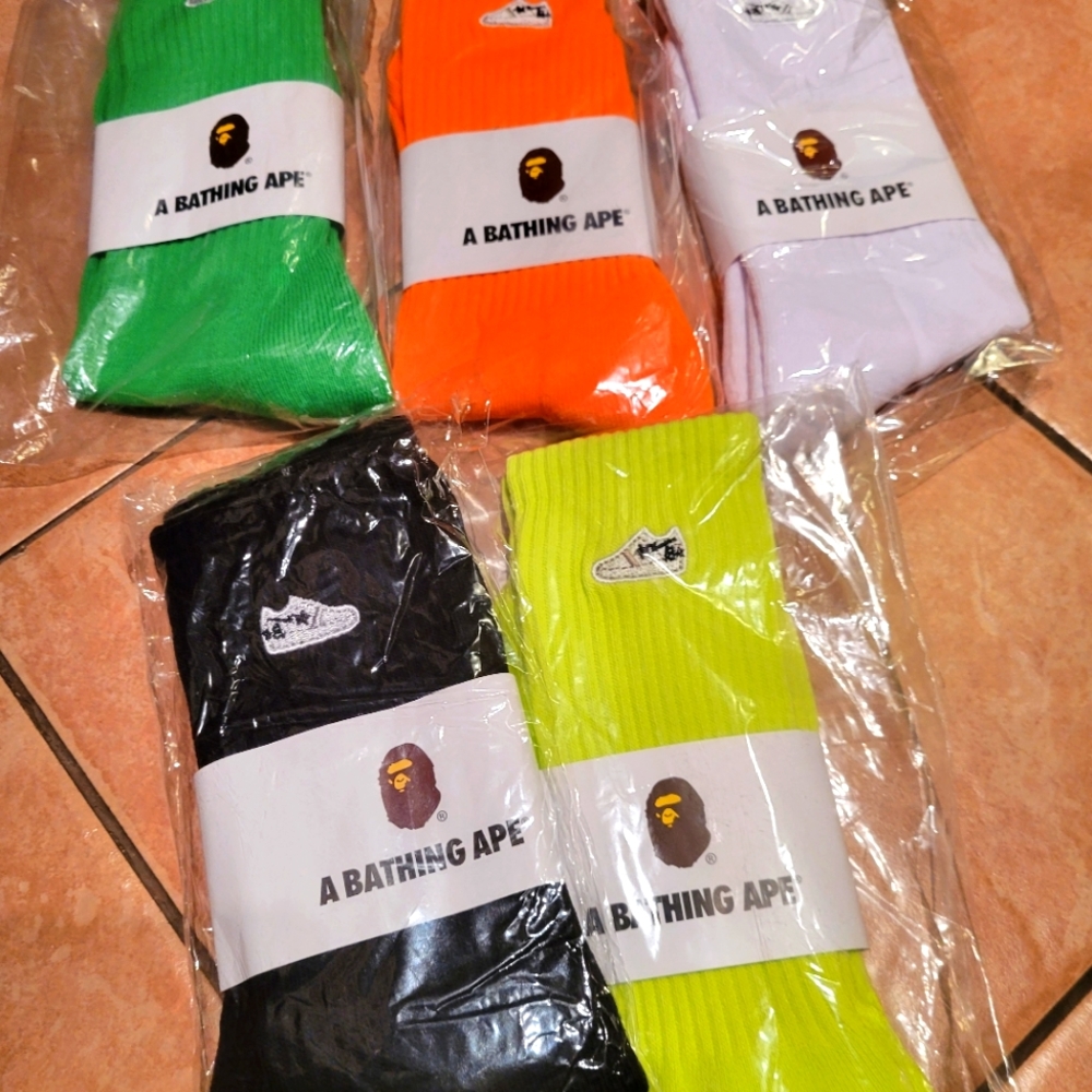 5 Pairs A BATHING APE Men's Socks NWT